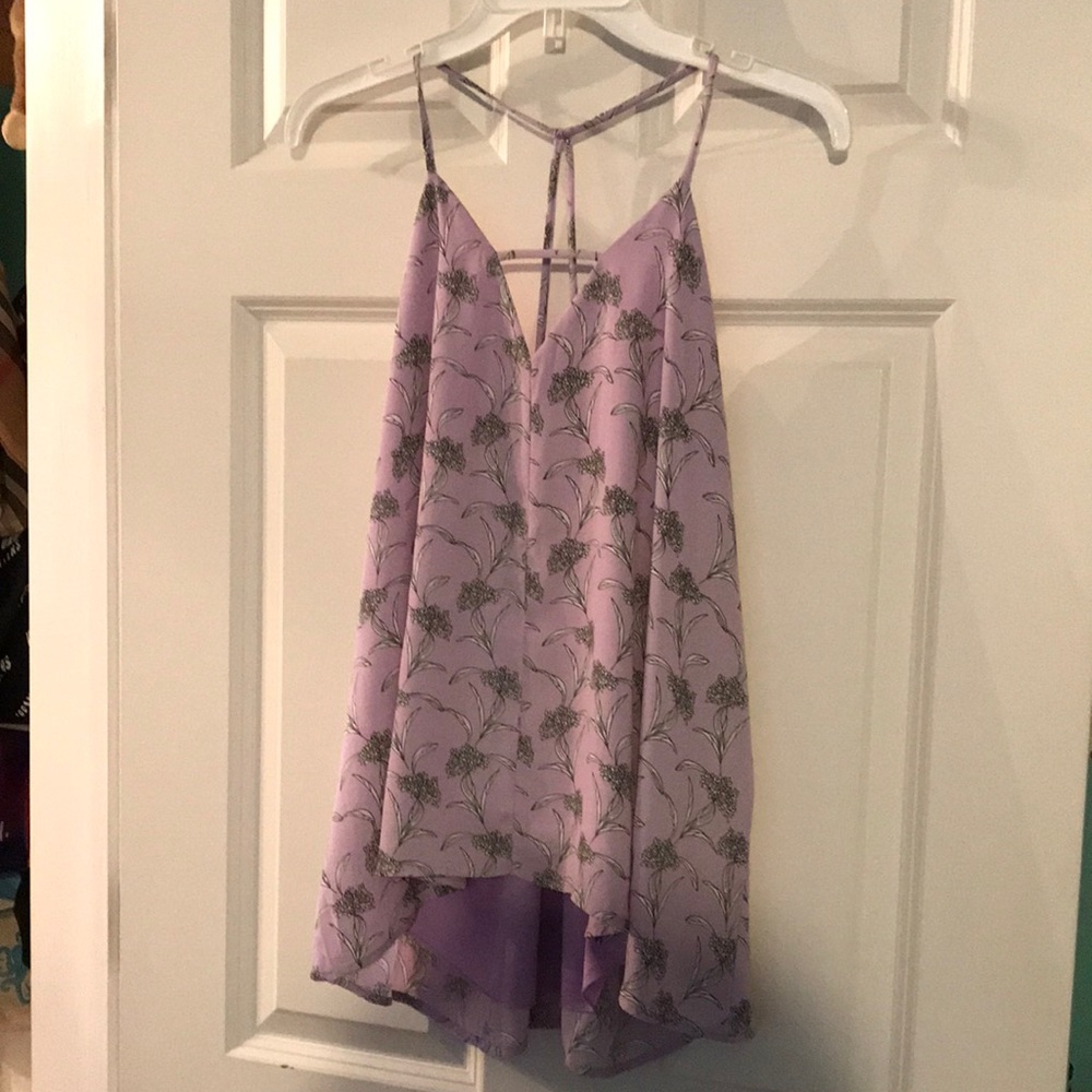 Beautiful lavender top size medium fully lined.